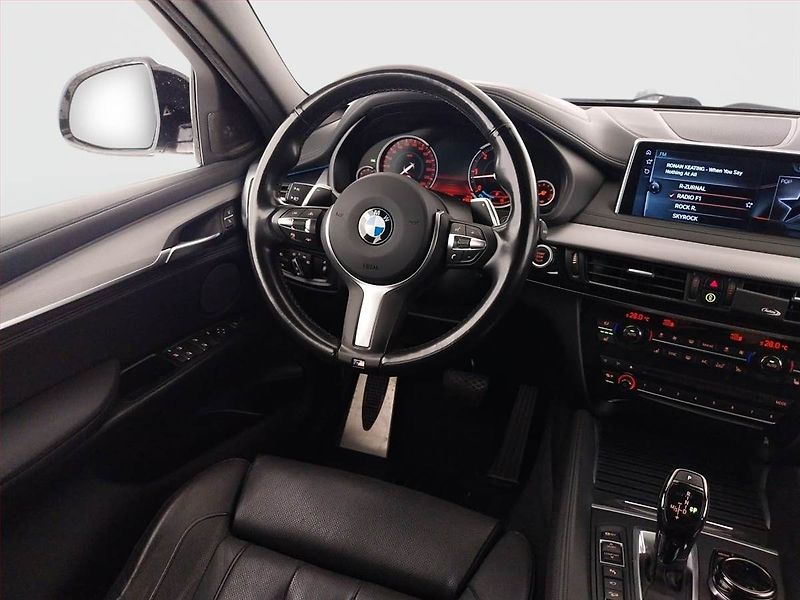 BMW X6 (2016) xDrive30d - fotka 7 z 23