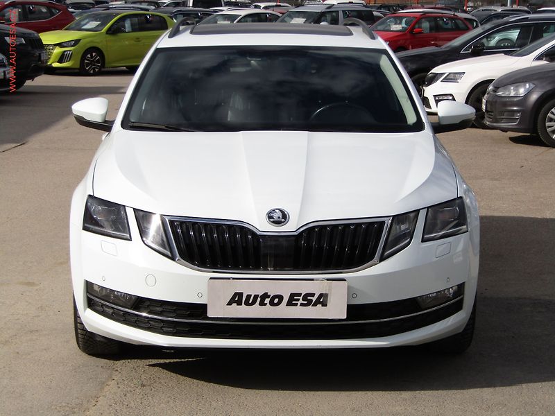 Škoda Octavia (2017) 2.0 TDi, Style, DSG - fotka 2 z 22