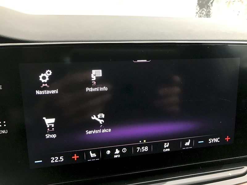 Škoda Octavia (2022) COM SCO TD 110/2.0 A7F - fotka 25 z 29