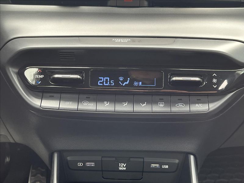 Hyundai Bayon 1,2 i  Play Plus - fotka 15 z 23