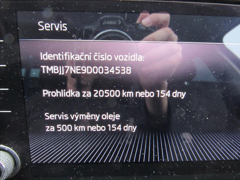 Škoda Octavia 2,0 TDI 110kW DSG Combi - fotka 19 z 31