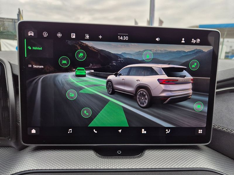 Škoda Kodiaq SportLine 2,0 TDI DSG 4x4 142k - fotka 31 z 36