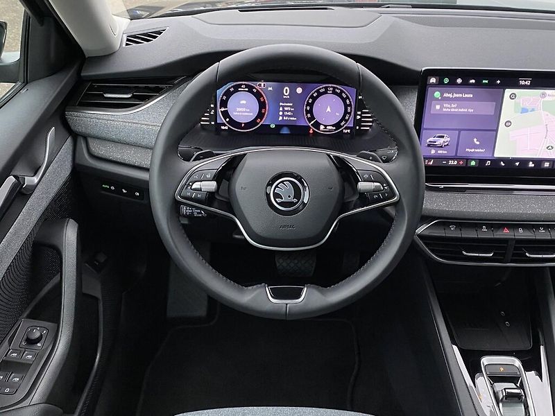 Škoda Octavia Combi 2,0 TDI Top Select DSG - fotka 8 z 28