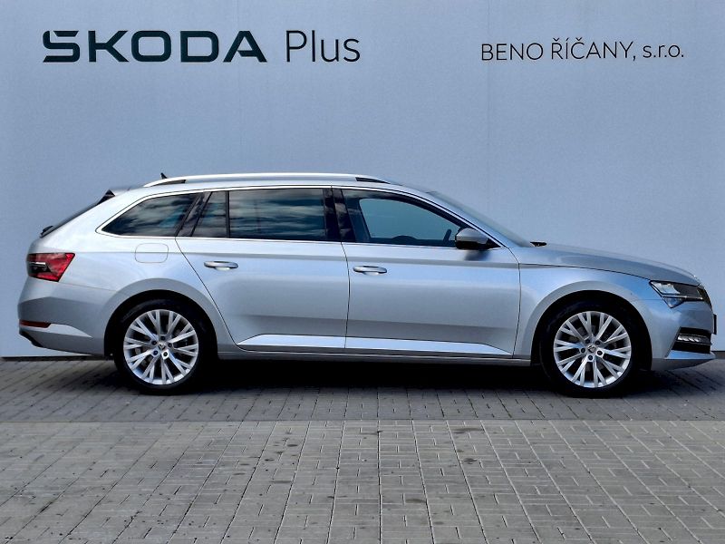 Škoda Superb (2024) Combi iV Style Plus Top 1,4TSi - fotka 11 z 34