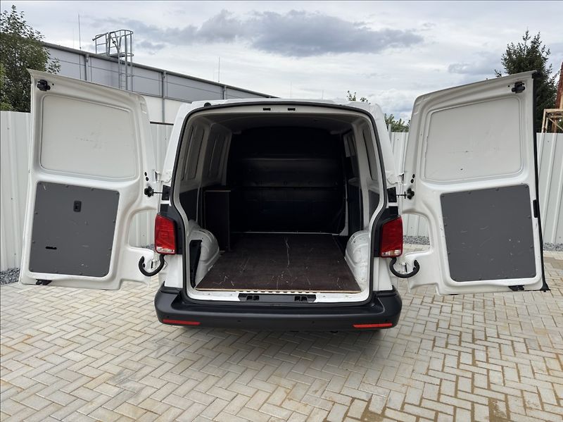 Volkswagen Transporter 2,0 TDI L1H1 DPH 1.maj původČR - fotka 13 z 50