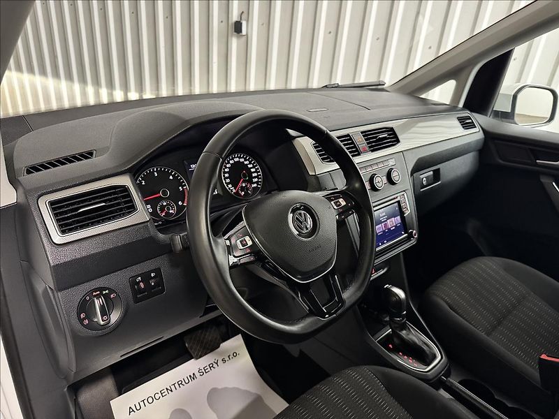 Volkswagen Caddy MAXI 2.0TDI 110kW DSG 4MOTION - fotka 15 z 42