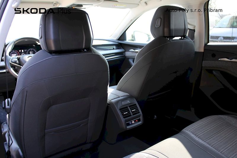 Škoda Superb (2025) Selection 2.0TDI / 110kW 7°DSG - fotka 20 z 23