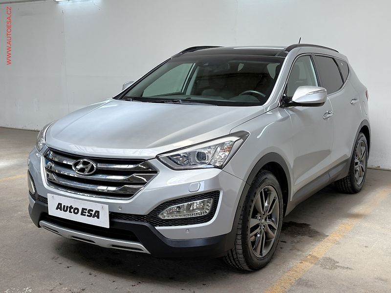Hyundai Santa Fe (2012) 2.2 CRDi 4x4, Premium - fotka 3 z 18