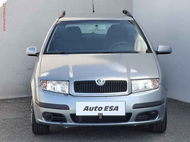 Škoda Fabia (2004) 1.4 16V, Tempomat - fotka 2 z 14