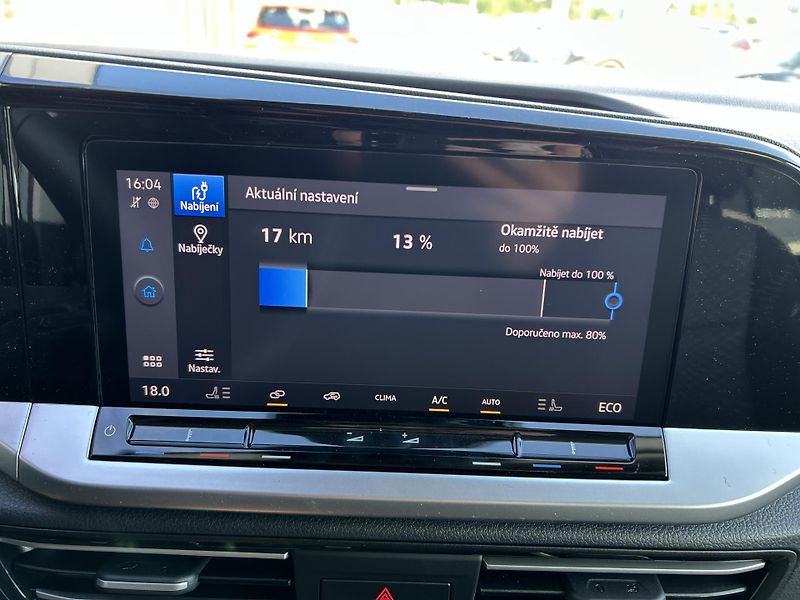 Ford Tourneo Connect 1.5 Ecoboost 110kW AT Titanium - fotka 26 z 38
