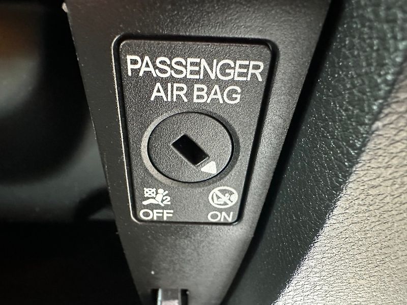 Škoda Fabia 1.4 TDi 1MAJ/ČR/DPH/Tempomat - fotka 35 z 36
