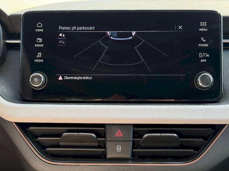 Škoda Scala (2025) 1.0 TSI / 85 kW / TOP SELECTIO - fotka 30 z 33