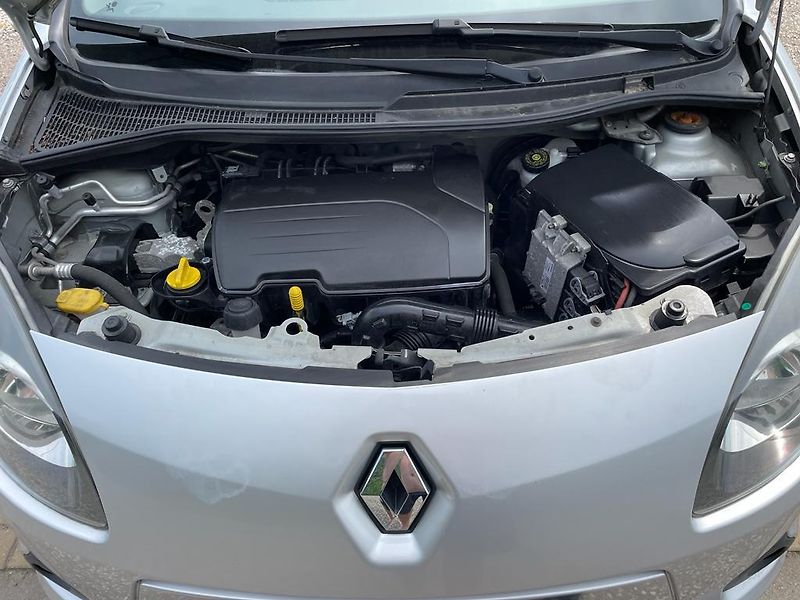 Renault Twingo (2007) 1,2  56KW 91300KM!!! - fotka 28 z 40