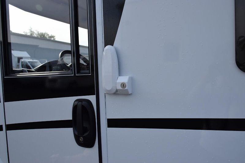 Dethleffs (2024) Globebus I 6 GT - Automat - fotka 38 z 39