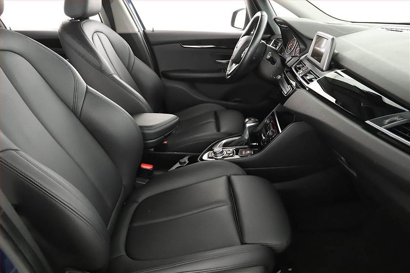 BMW Řada 2 (2015) 218i Active Tourer, Automat - fotka 7 z 15