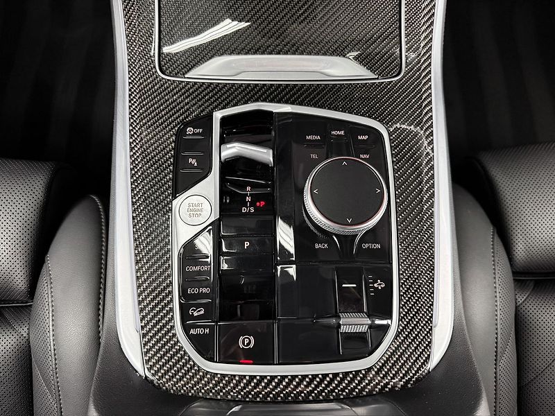BMW X5 30d xDrive M-SPORT, VZDUCH, PA - fotka 31 z 40