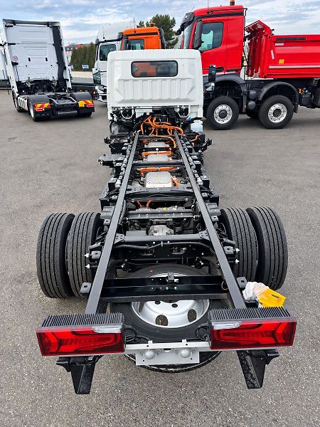 FUSO (2026) - fotka 4 z 6