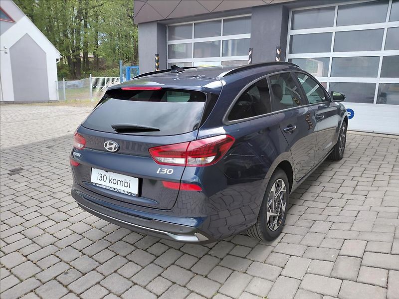 Hyundai i30 (2026) WG 26 1,0 T-GDI MT SMART - fotka 8 z 22