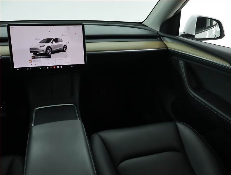 Tesla Model Y (2022) Long Range AWD 79kWh, SoH 91% - fotka 8 z 22