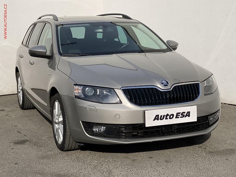 Škoda Octavia (2016) 1.6 TDi, Joy, DSG, bixen - fotografie inzerátu
