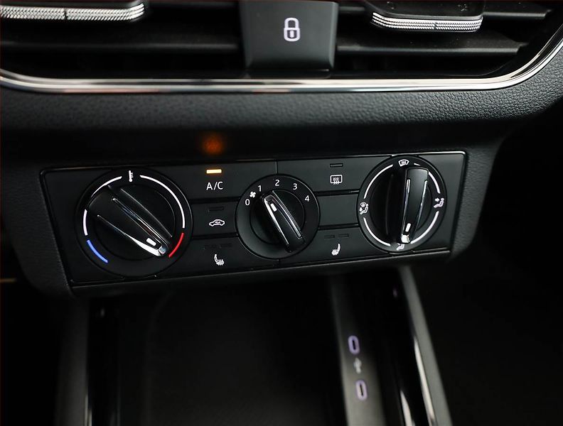 Škoda Scala (2021) Ambition 1.0 TSI, ČR,1.maj - fotka 10 z 19