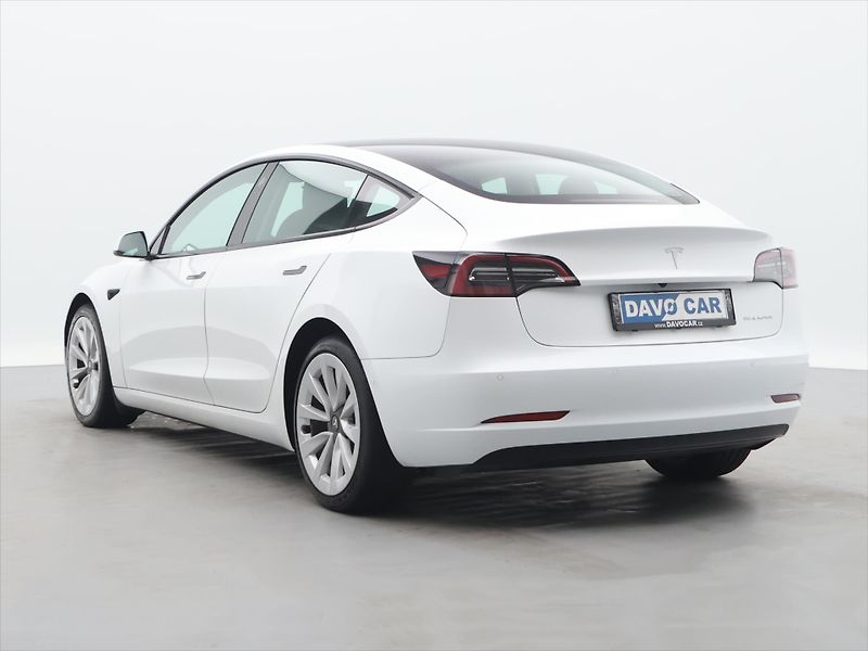 Tesla Model 3 Long Range 75kWh AWD sOH 90% - fotka 5 z 34