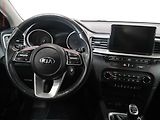 Kia Ceed (2018) 1.6 CRDi, ČR, Navi, kamera - náhled 11