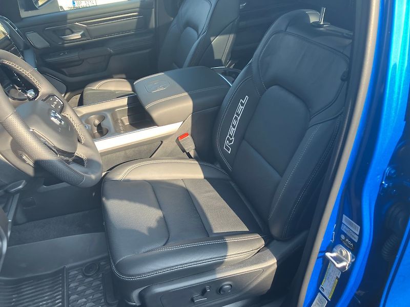 Dodge RAM 3.0 I6 426k REBEL PREMIUM EDIT - fotka 24 z 78