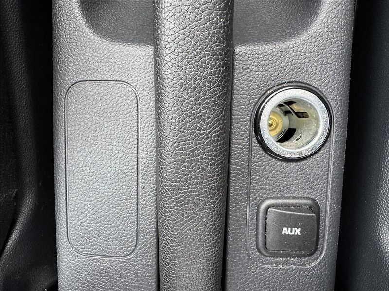 Škoda Fabia 1,4 i 16V tažné DPH 1.maj. ČR - fotka 25 z 45