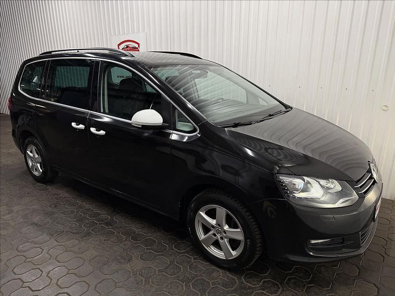 Volkswagen Sharan 2.0TDI 110kW 4MOTION MANUÁL 1M - fotka 12 z 38