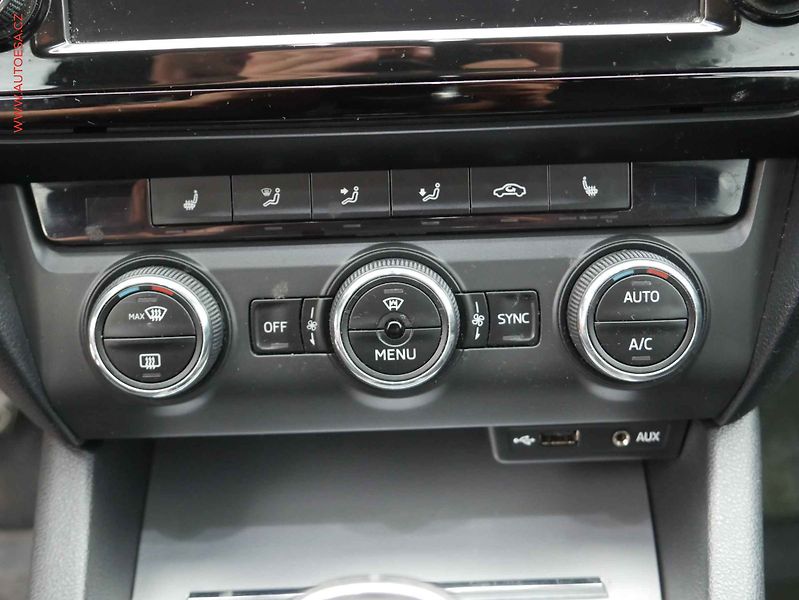 Škoda Octavia (2016) 1.6 TDi, AC, bixen. - fotka 14 z 22