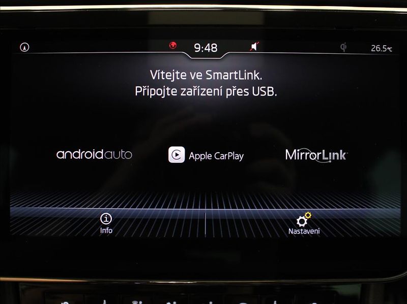 Škoda Superb 2,0 TDi 140kW 4x4 Style Plus - fotka 12 z 31