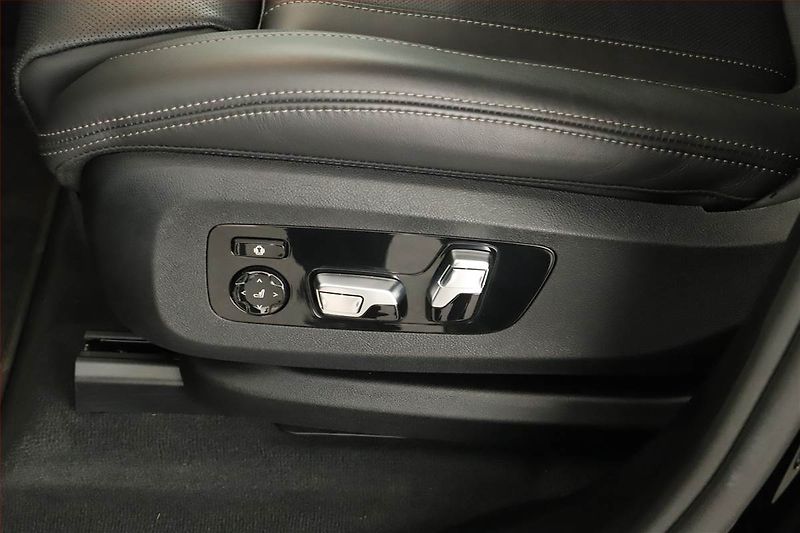 BMW X7 (2026) xDrive40d - fotka 18 z 21