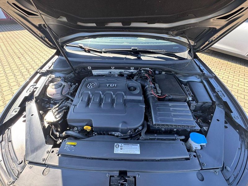 Volkswagen Passat (2015) B8 DSG 2,0 110KW ROZV. BEZ ADB - fotka 42 z 50