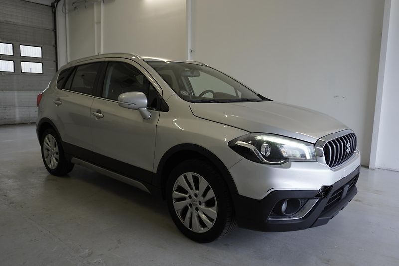 Suzuki SX4 S-Cross  S-CROSS  1,0 BOOSTERJET - fotka 3 z 27
