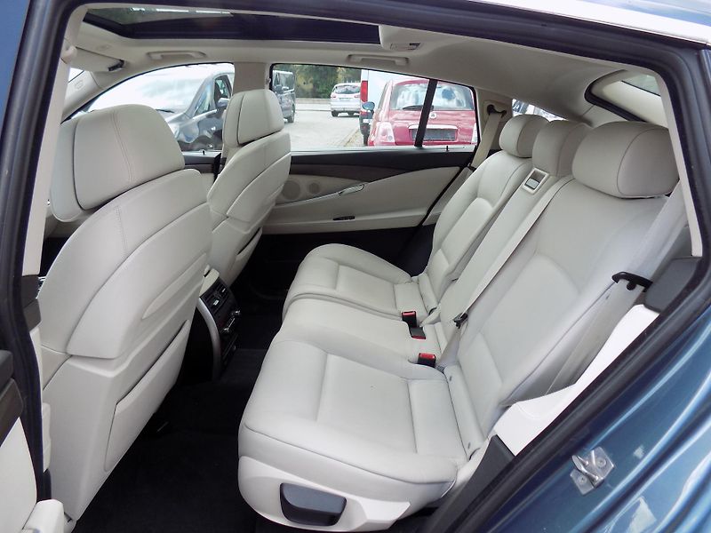 BMW Řada 5 530D 180 KW GRAN TURISMO PAN - fotka 24 z 46