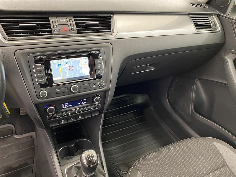 Škoda Rapid 1,2 TSI 77 kW Ambition - fotka 16 z 25