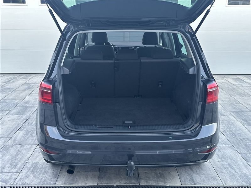 Volkswagen Golf Sportsvan 1,2 TSI 110PS  Allstar - fotka 39 z 52
