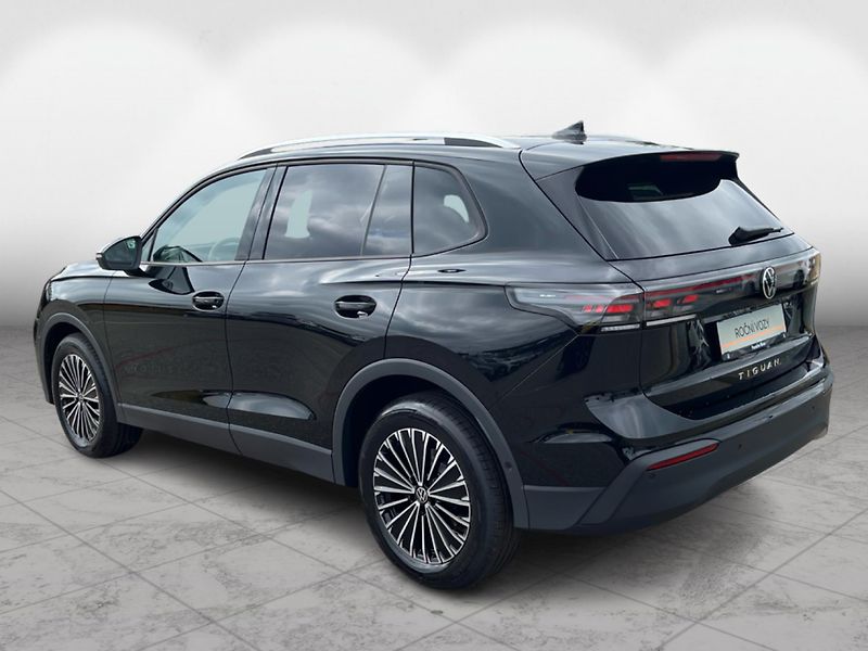 Volkswagen Tiguan 2.0TDI 7DSG 110kW PEOPLE - fotka 6 z 23