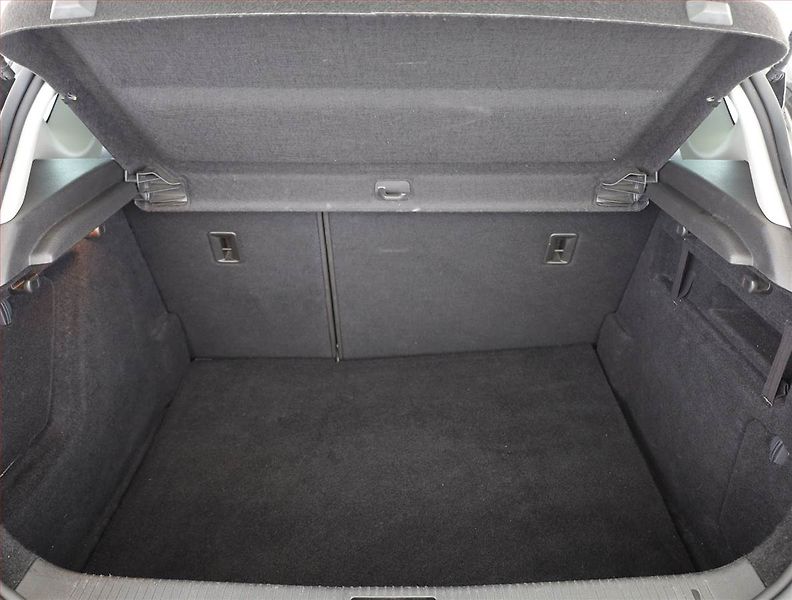 Opel Astra (2011) 1.4 T, Serv.kniha, Tempomat - fotka 12 z 12