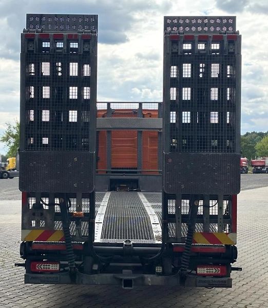 Volvo FH (2022) 500 8x2 odtahovka EURO 6 - fotka 4 z 21