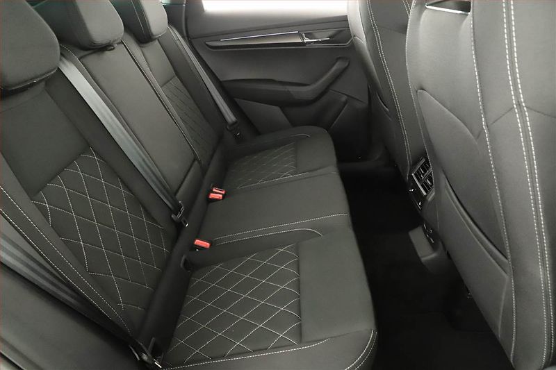 Škoda Karoq (2025) 1.5 TSI, SPORTLINE, AUTOMAT - fotka 7 z 17
