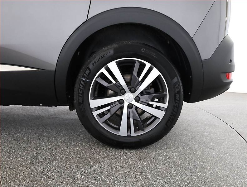 Peugeot 5008 (2021) Allure PureTech 130 - fotka 21 z 21