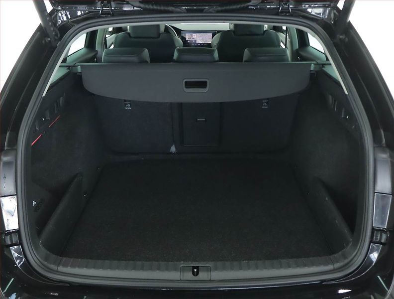 Škoda Octavia (2022) 2.0 TDI, Kůže, Navi, Tempomat - fotka 13 z 15