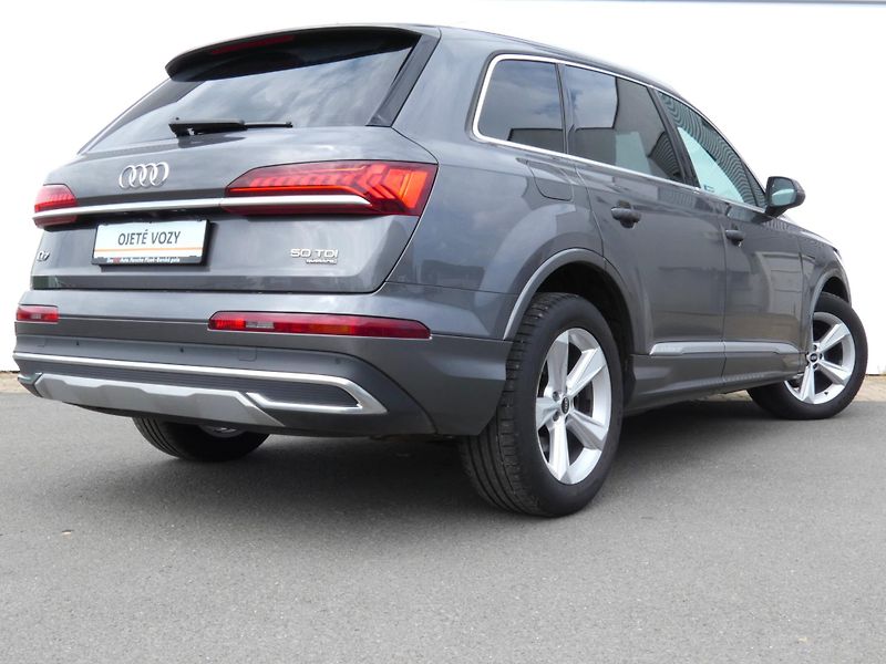 Audi Q7 S-Line 3.0 TDI Quattro 210KW - fotka 10 z 30