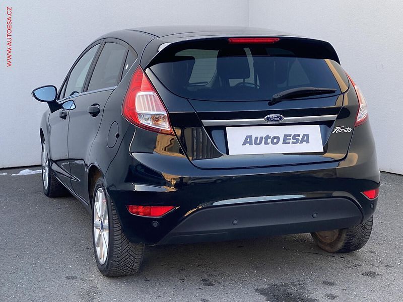 Ford Fiesta (2017) 1.5 TDCi, Titanium, navi - fotka 6 z 18