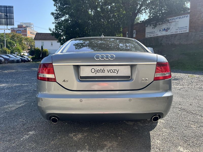 Audi A6 (2006) 3,2 TFSi 188 Kw 4X4 - fotka 6 z 19