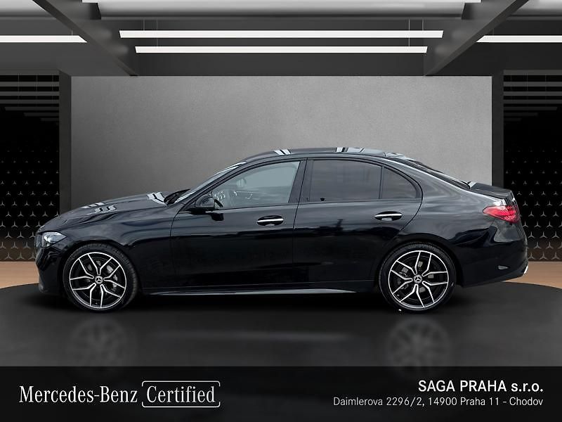 Mercedes-Benz Třídy C 200 4MATIC AMG Night - fotka 6 z 18