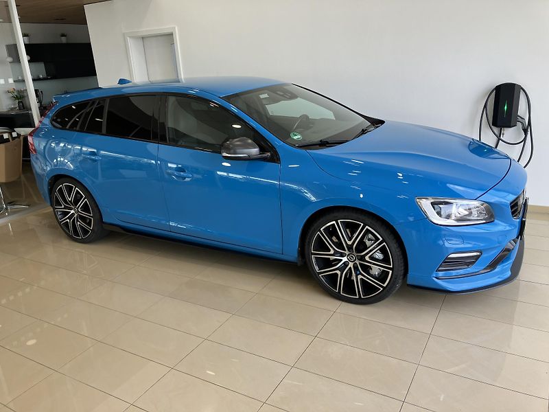 Volvo V60 POLESTAR Limited Edition, ČR - fotka 2 z 39