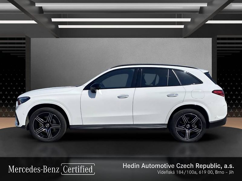 Mercedes-Benz GLC (2024) 300 de 4MATIC - fotka 2 z 29